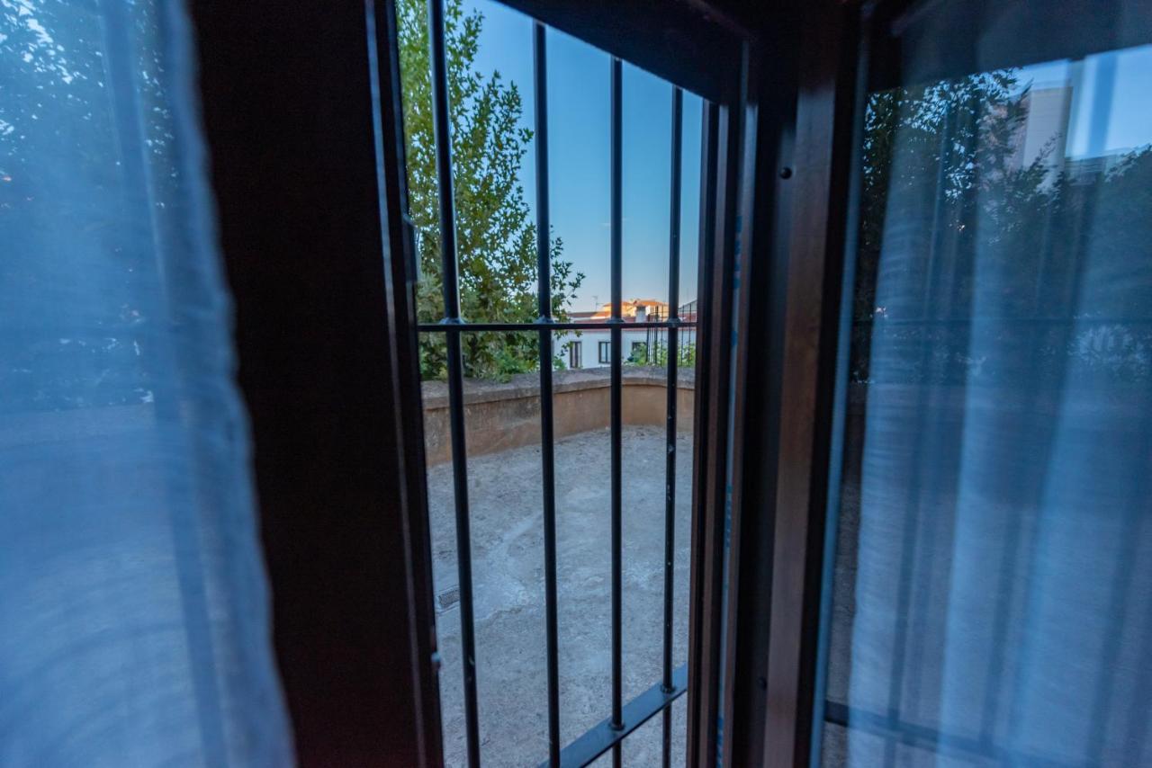 Apartamento Galarza Deluxe Casa Xvi-Xvii Parking Privado Gratis Caces Exterior foto