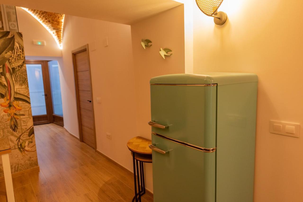 Apartamento Galarza Deluxe Casa Xvi-Xvii Parking Privado Gratis Caces Exterior foto