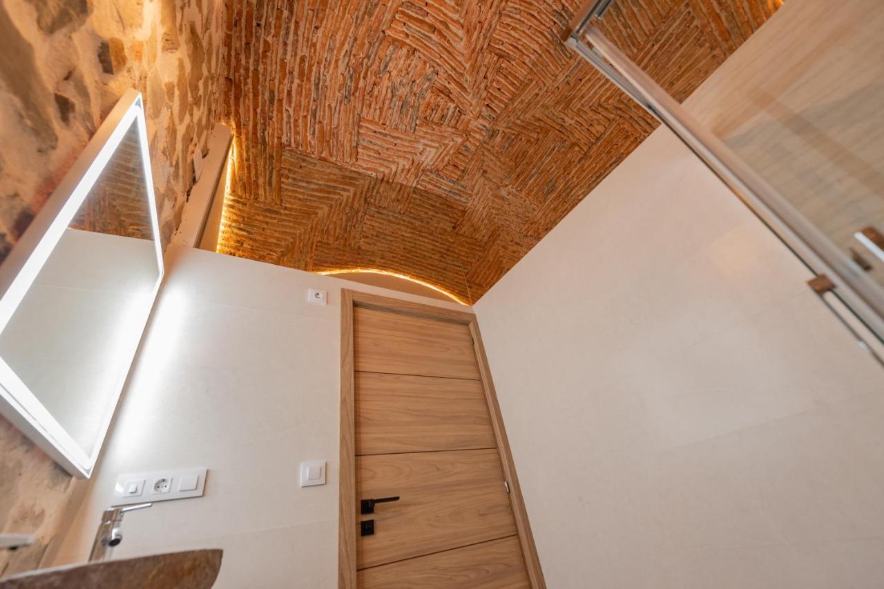 Apartamento Galarza Deluxe Casa Xvi-Xvii Parking Privado Gratis Caces Exterior foto
