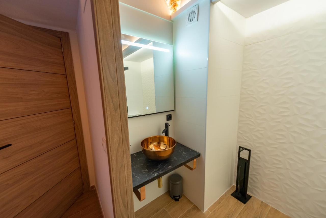 Apartamento Galarza Deluxe Casa Xvi-Xvii Parking Privado Gratis Caces Exterior foto